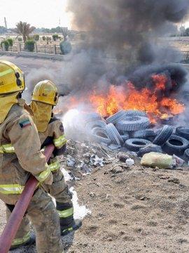 الإطفاء: إخماد حريق إطارات في ساحة مكشوفة بمنطقة الصليبية