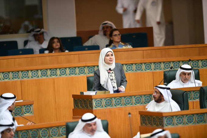 جنان بوشهري: قانون تعارض المصالح أولوية بالنسبة لي وهناك بعض الوزراء والنواب لديهم شركات أو شراكات تجارية..وأدعو المجلس إلى استعجال اللجنة التشريعية لانجاز قانون تعارض المصالح