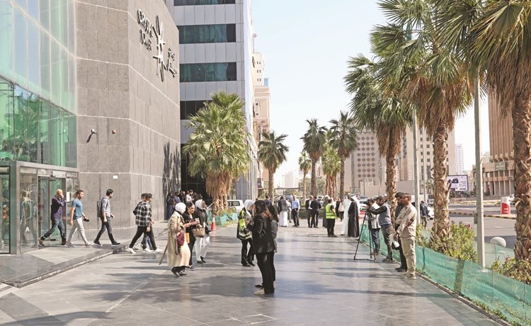 إخلاء وهمي ناجح في برج «كريستال»