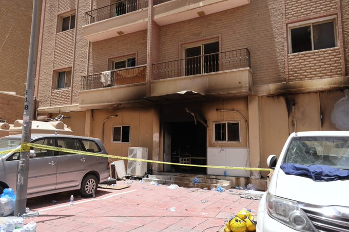 عاجل… #الإطفاء: حريق #عمارة_المنقف بسبب تماس كهربائي
